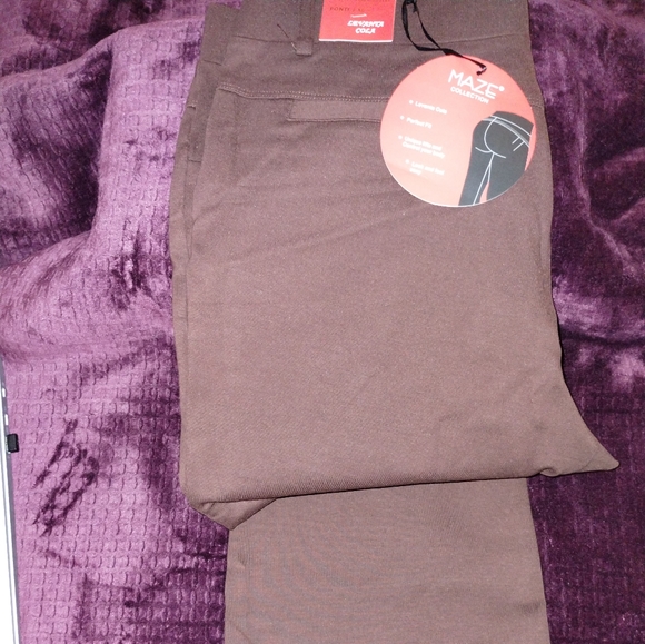 MAZE Collection - Picture 2 of 3